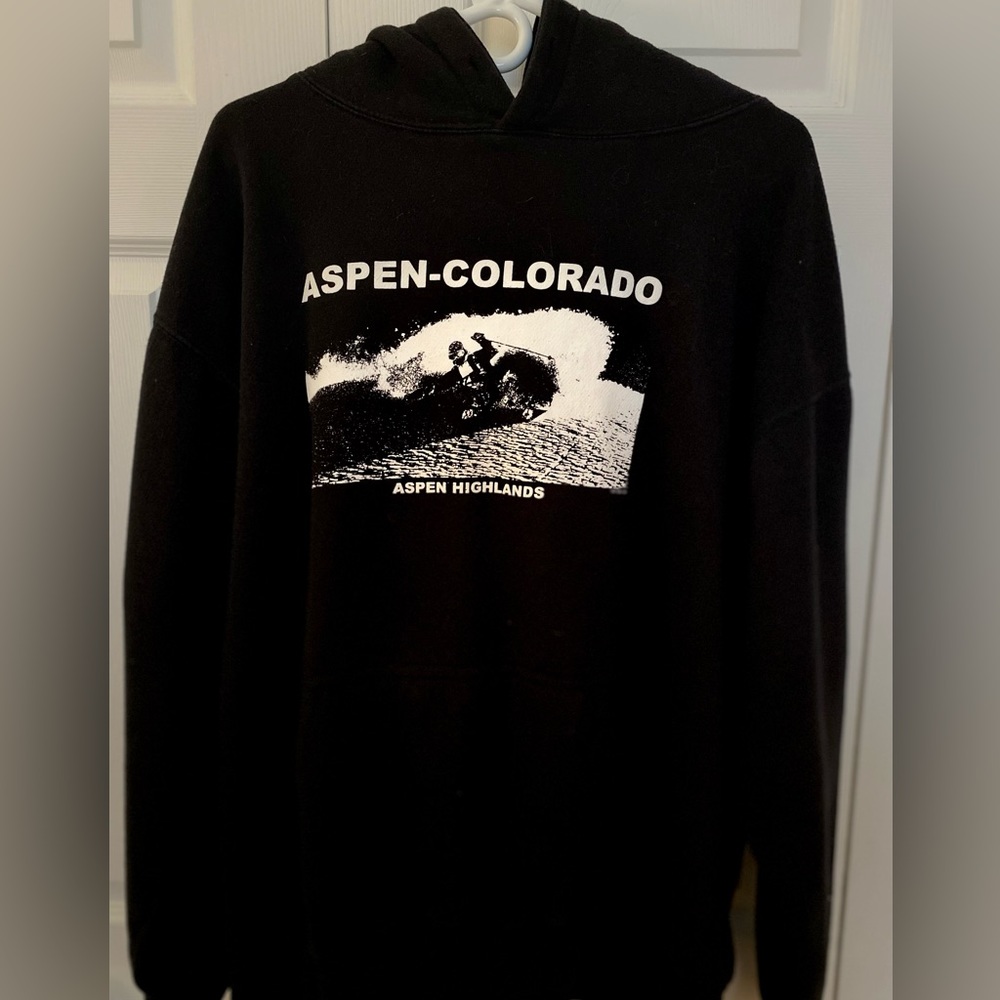 Brandy Melville Aspen Colorado Hoodie